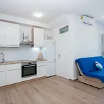 Ivana Apartment *