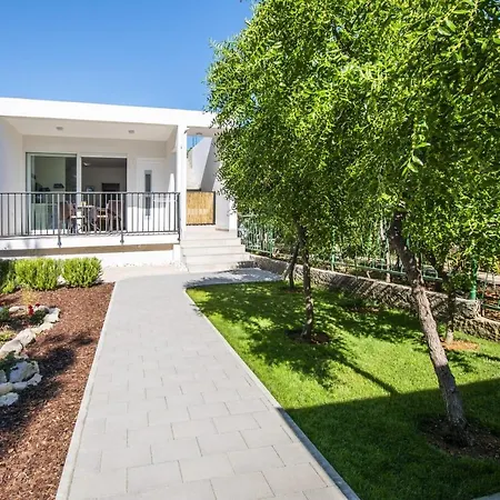Apartament Ivana