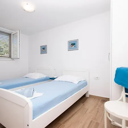 Ivana Apartament *